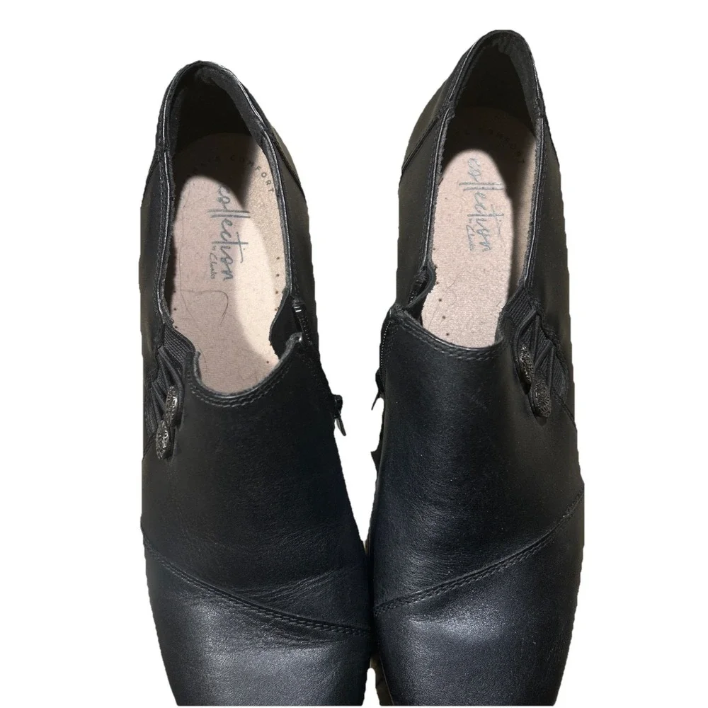 Clarks‎ Collection Emslie Women 8.5N Narrow Black Leather Block Heel Shoe Bootie